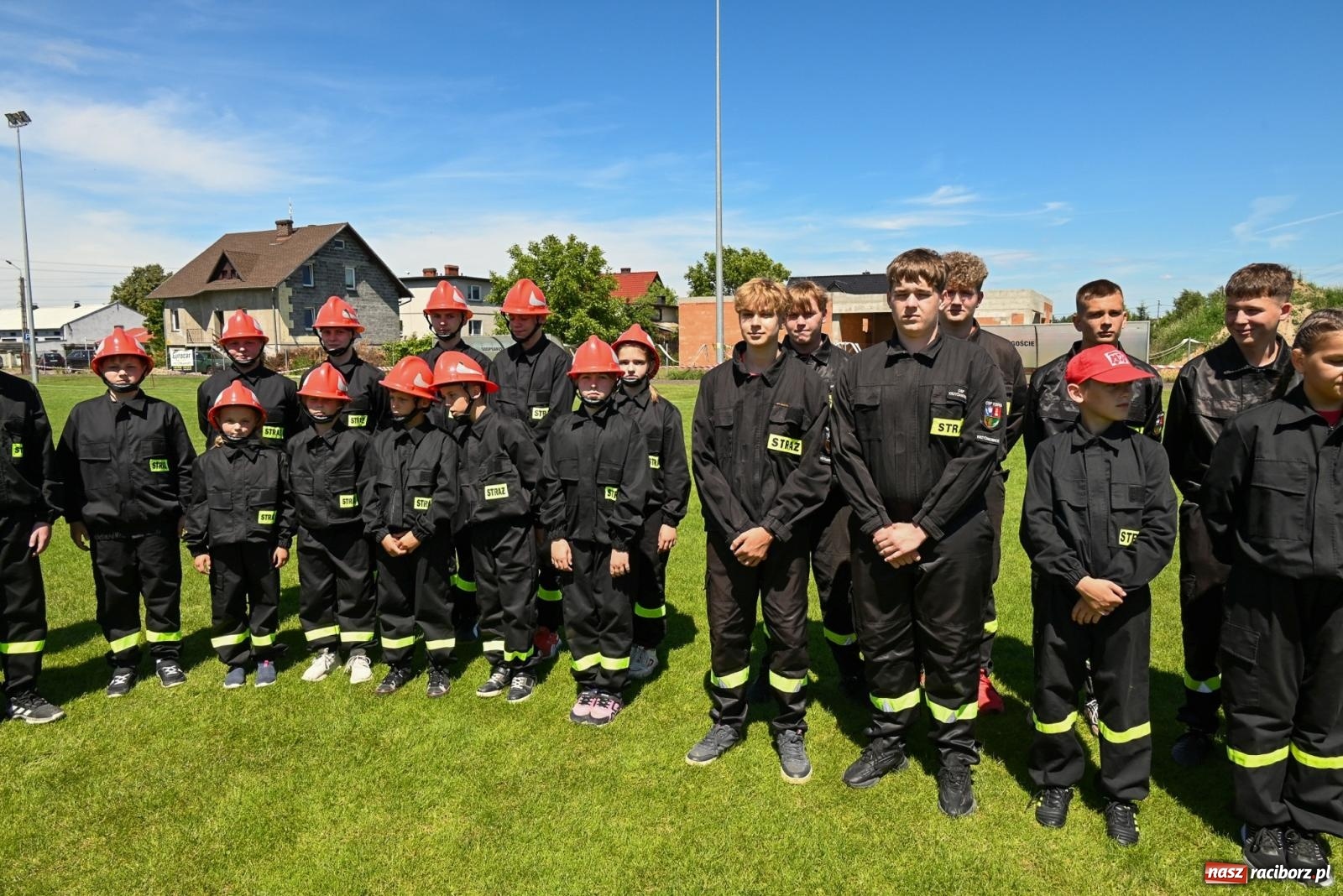 Zdjęcie w galerii na portalu naszraciborz.pl: Cała pula dla Roszkowa. Gminne zawody sportowo-pożarnicze w Krzyżanowicach wiadomości z regionu