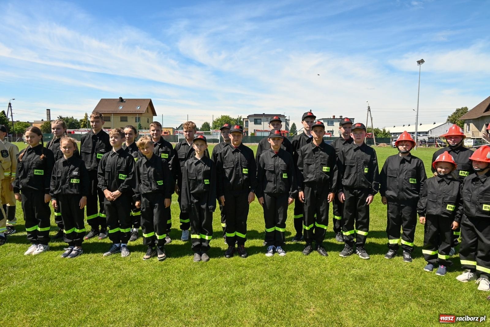 Zdjęcie w galerii na portalu naszraciborz.pl: Cała pula dla Roszkowa. Gminne zawody sportowo-pożarnicze w Krzyżanowicach wiadomości z regionu
