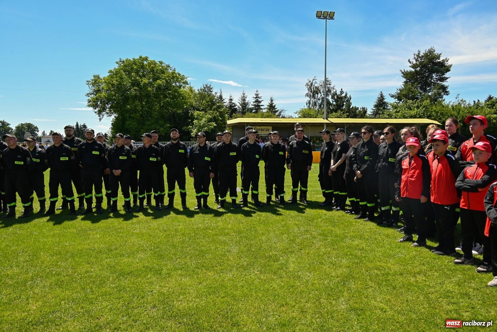 Zdjęcie w galerii na portalu naszraciborz.pl: Cała pula dla Roszkowa. Gminne zawody sportowo-pożarnicze w Krzyżanowicach wiadomości z regionu
