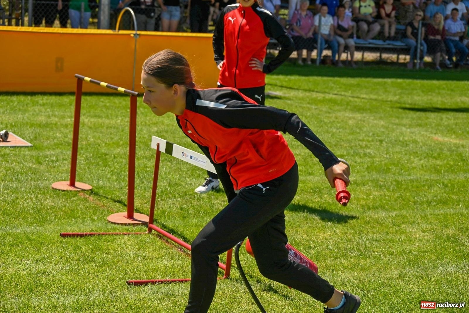 Zdjęcie w galerii na portalu naszraciborz.pl: Cała pula dla Roszkowa. Gminne zawody sportowo-pożarnicze w Krzyżanowicach wiadomości z regionu
