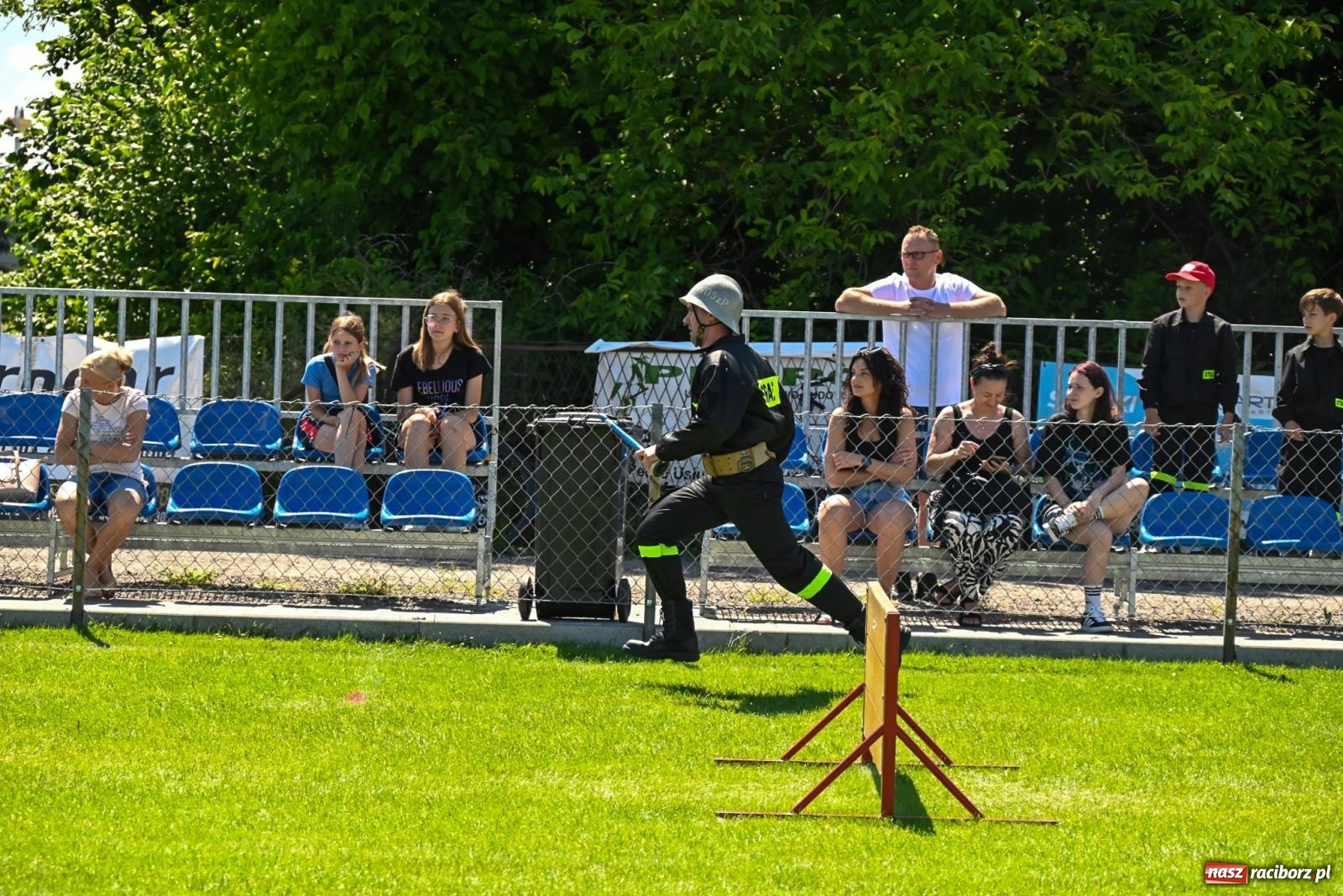 Zdjęcie w galerii na portalu naszraciborz.pl: Cała pula dla Roszkowa. Gminne zawody sportowo-pożarnicze w Krzyżanowicach wiadomości z regionu