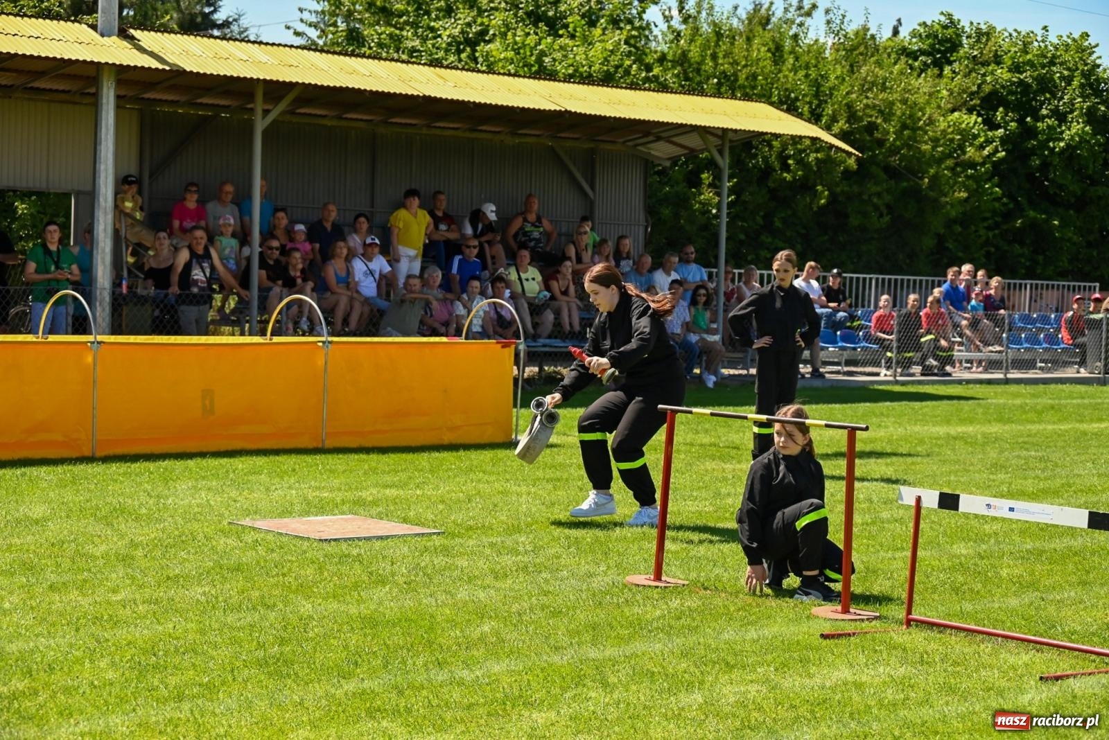 Zdjęcie w galerii na portalu naszraciborz.pl: Cała pula dla Roszkowa. Gminne zawody sportowo-pożarnicze w Krzyżanowicach wiadomości z regionu