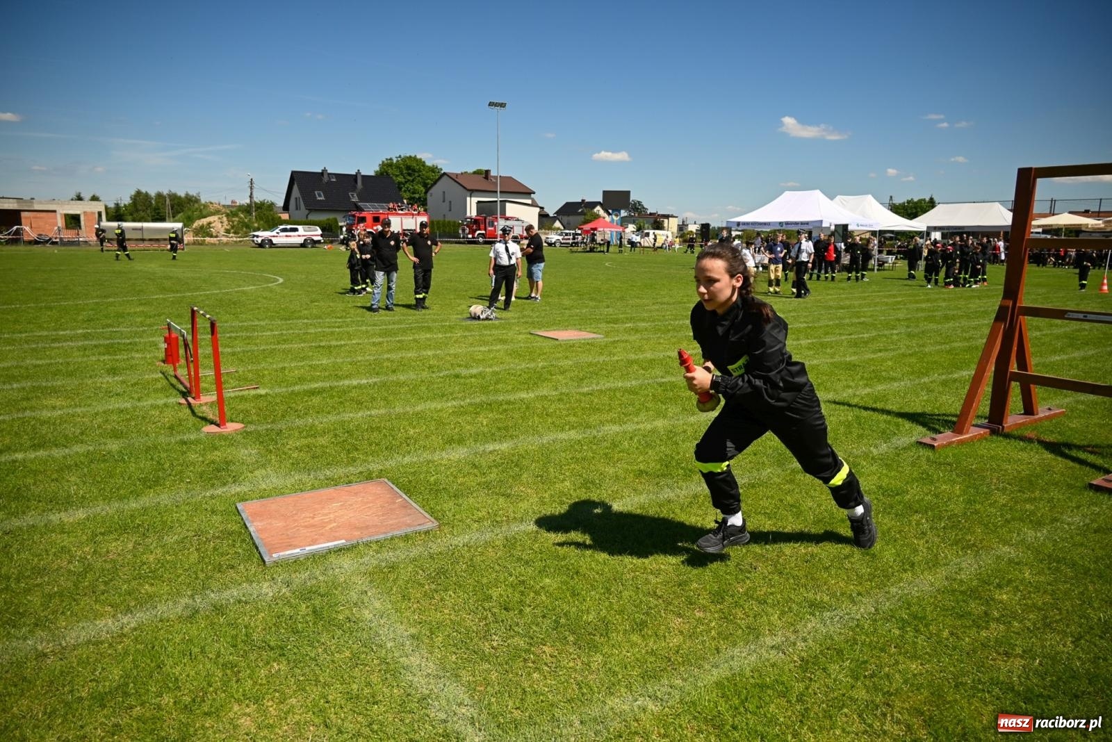 Zdjęcie w galerii na portalu naszraciborz.pl: Cała pula dla Roszkowa. Gminne zawody sportowo-pożarnicze w Krzyżanowicach wiadomości z regionu