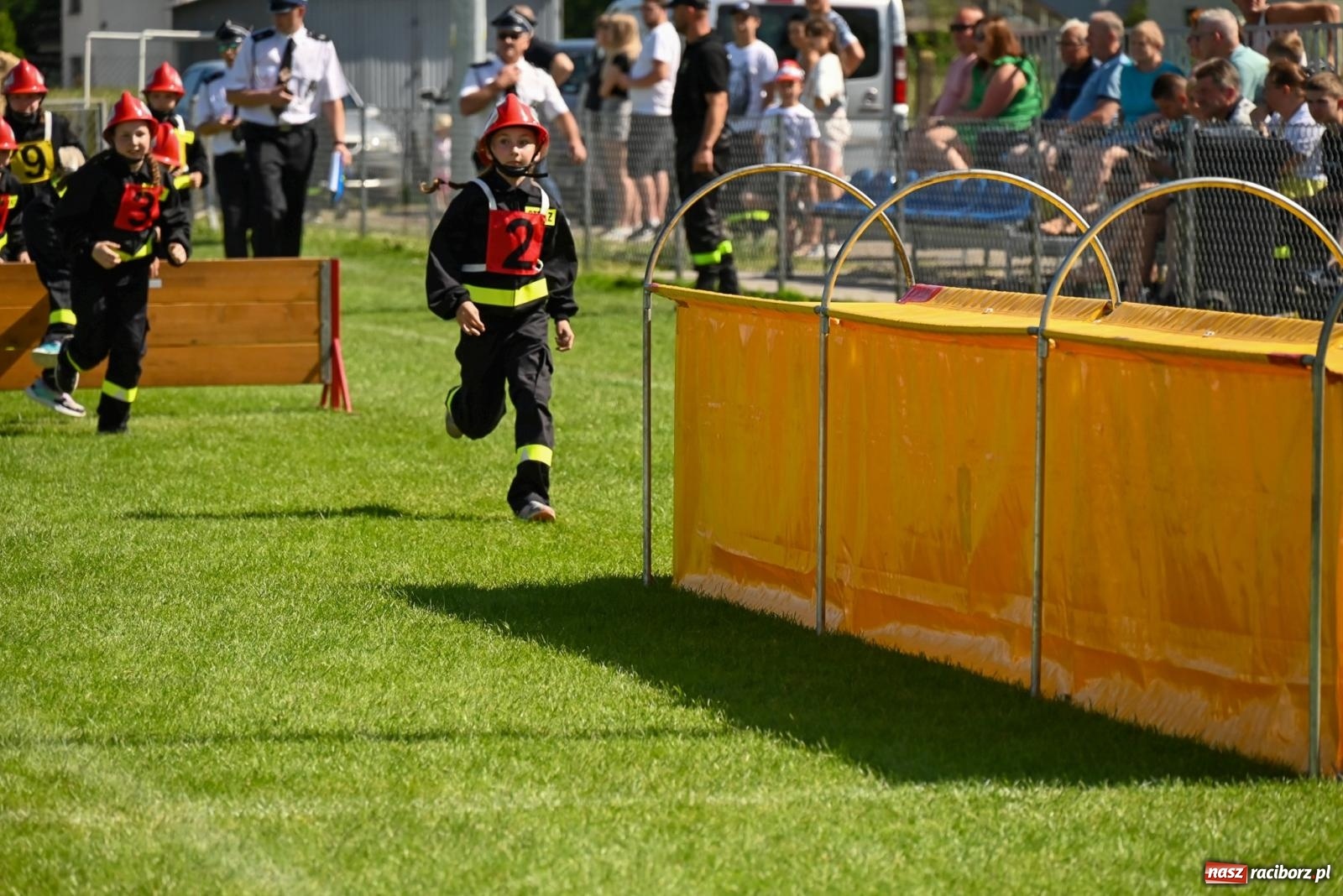 Zdjęcie w galerii na portalu naszraciborz.pl: Cała pula dla Roszkowa. Gminne zawody sportowo-pożarnicze w Krzyżanowicach wiadomości z regionu