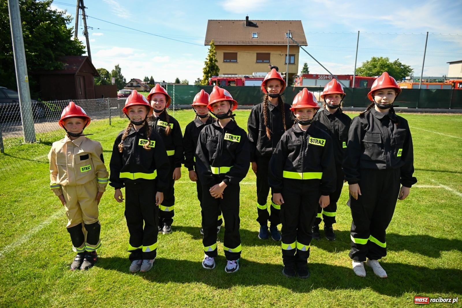 Zdjęcie w galerii na portalu naszraciborz.pl: Cała pula dla Roszkowa. Gminne zawody sportowo-pożarnicze w Krzyżanowicach wiadomości z regionu