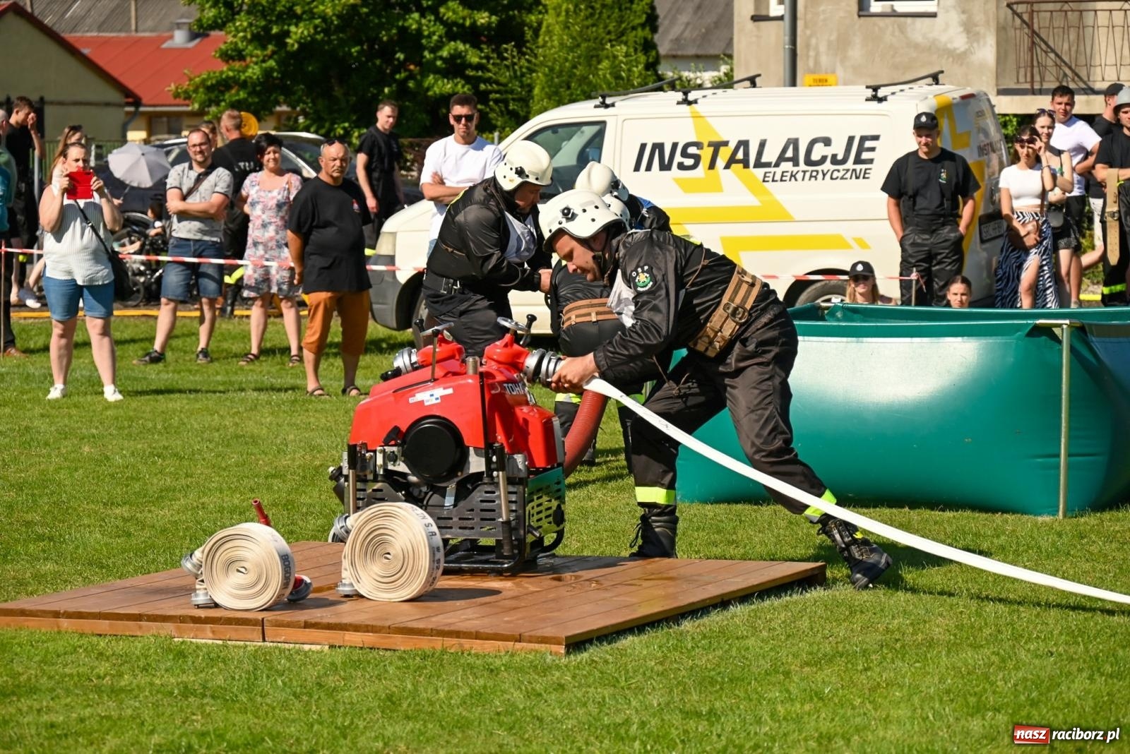 Zdjęcie w galerii na portalu naszraciborz.pl: Cała pula dla Roszkowa. Gminne zawody sportowo-pożarnicze w Krzyżanowicach wiadomości z regionu