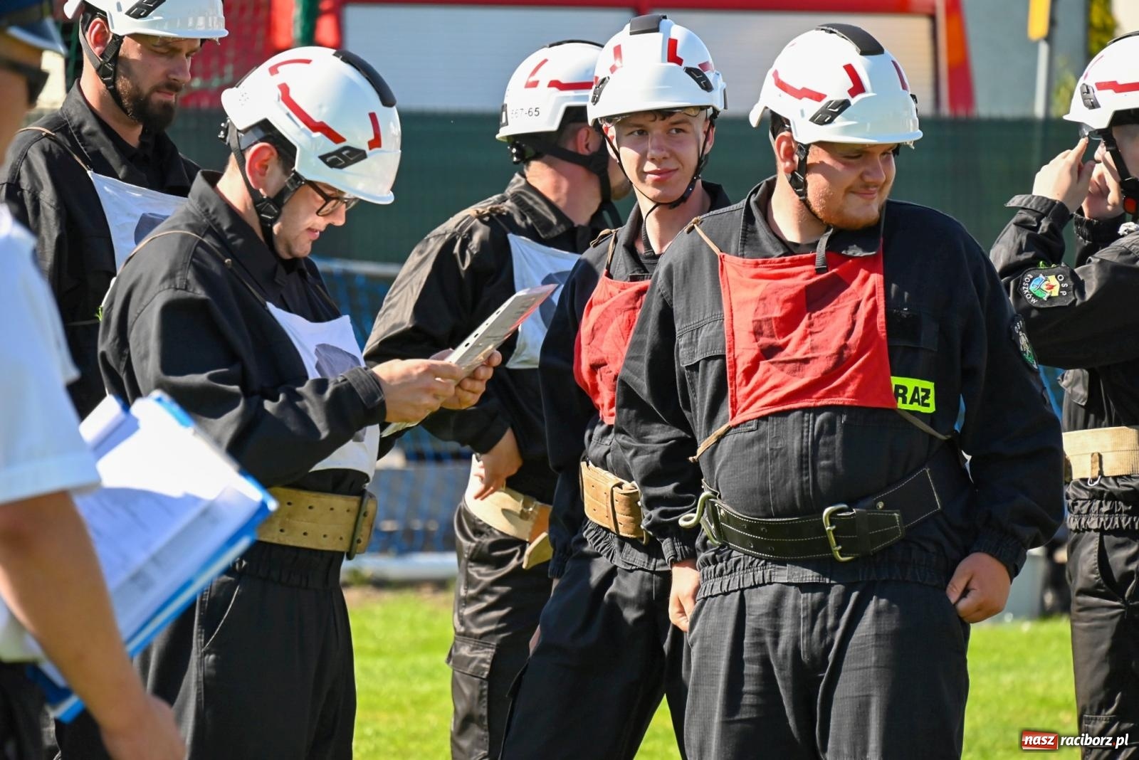 Zdjęcie w galerii na portalu naszraciborz.pl: Cała pula dla Roszkowa. Gminne zawody sportowo-pożarnicze w Krzyżanowicach wiadomości z regionu