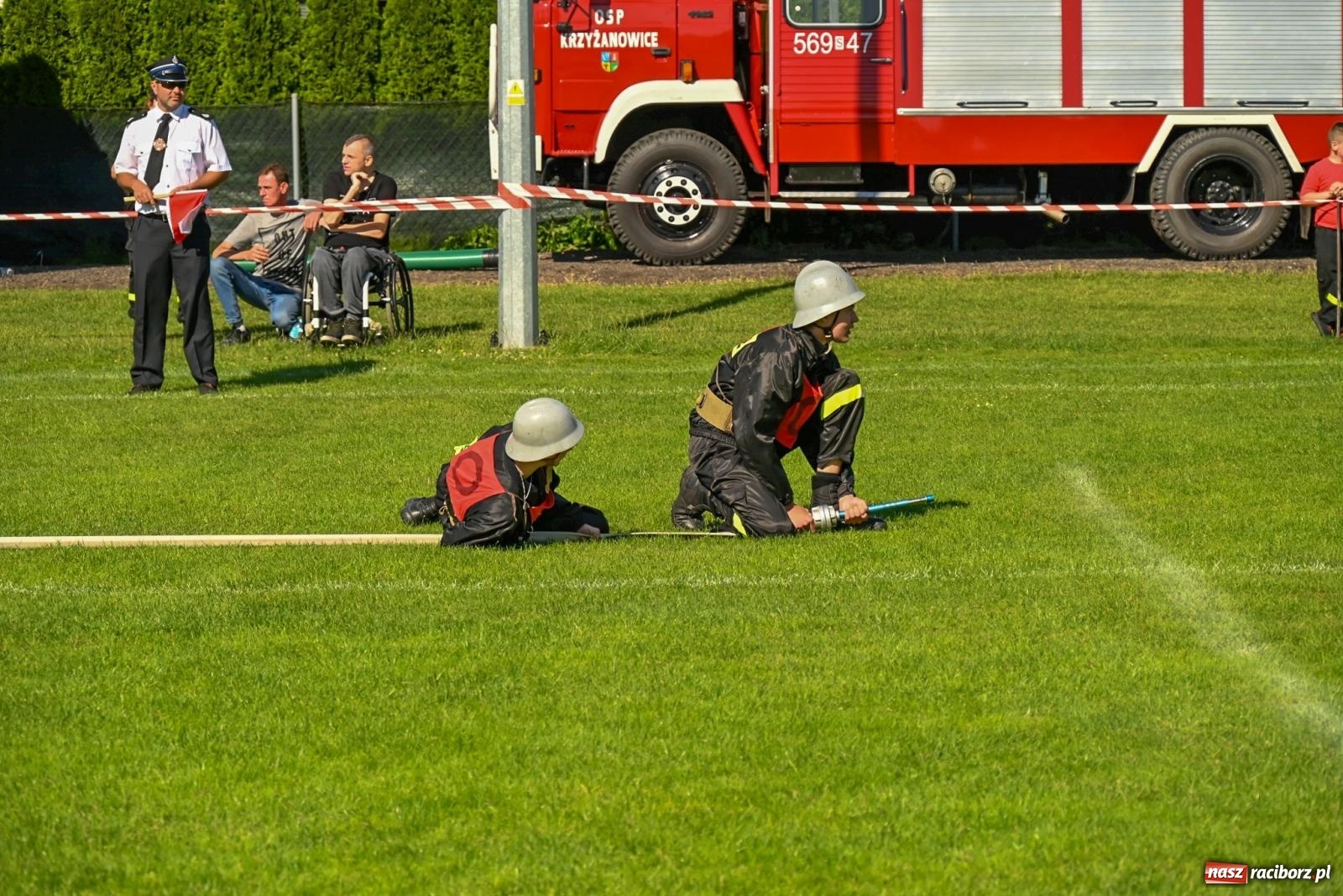 Zdjęcie w galerii na portalu naszraciborz.pl: Cała pula dla Roszkowa. Gminne zawody sportowo-pożarnicze w Krzyżanowicach wiadomości z regionu
