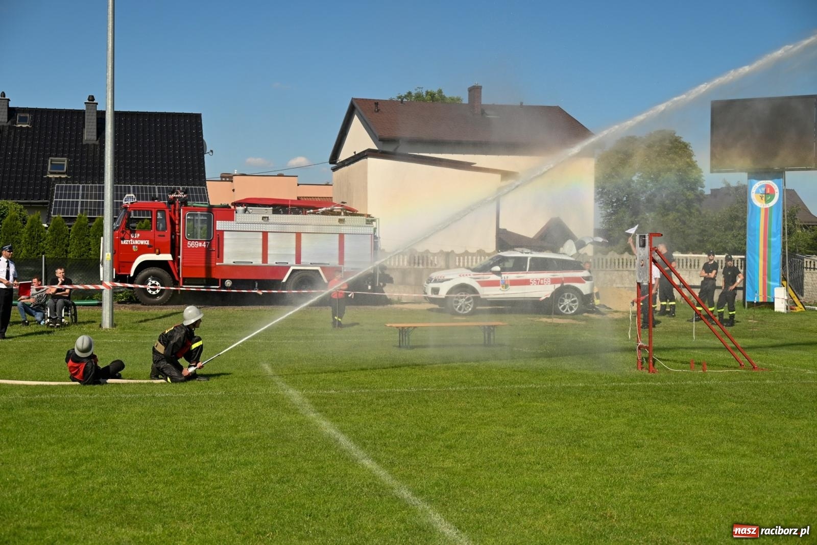 Zdjęcie w galerii na portalu naszraciborz.pl: Cała pula dla Roszkowa. Gminne zawody sportowo-pożarnicze w Krzyżanowicach wiadomości z regionu