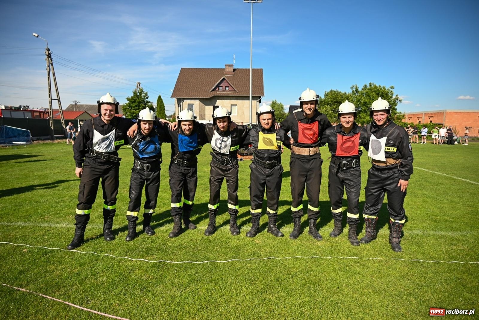 Zdjęcie w galerii na portalu naszraciborz.pl: Cała pula dla Roszkowa. Gminne zawody sportowo-pożarnicze w Krzyżanowicach wiadomości z regionu