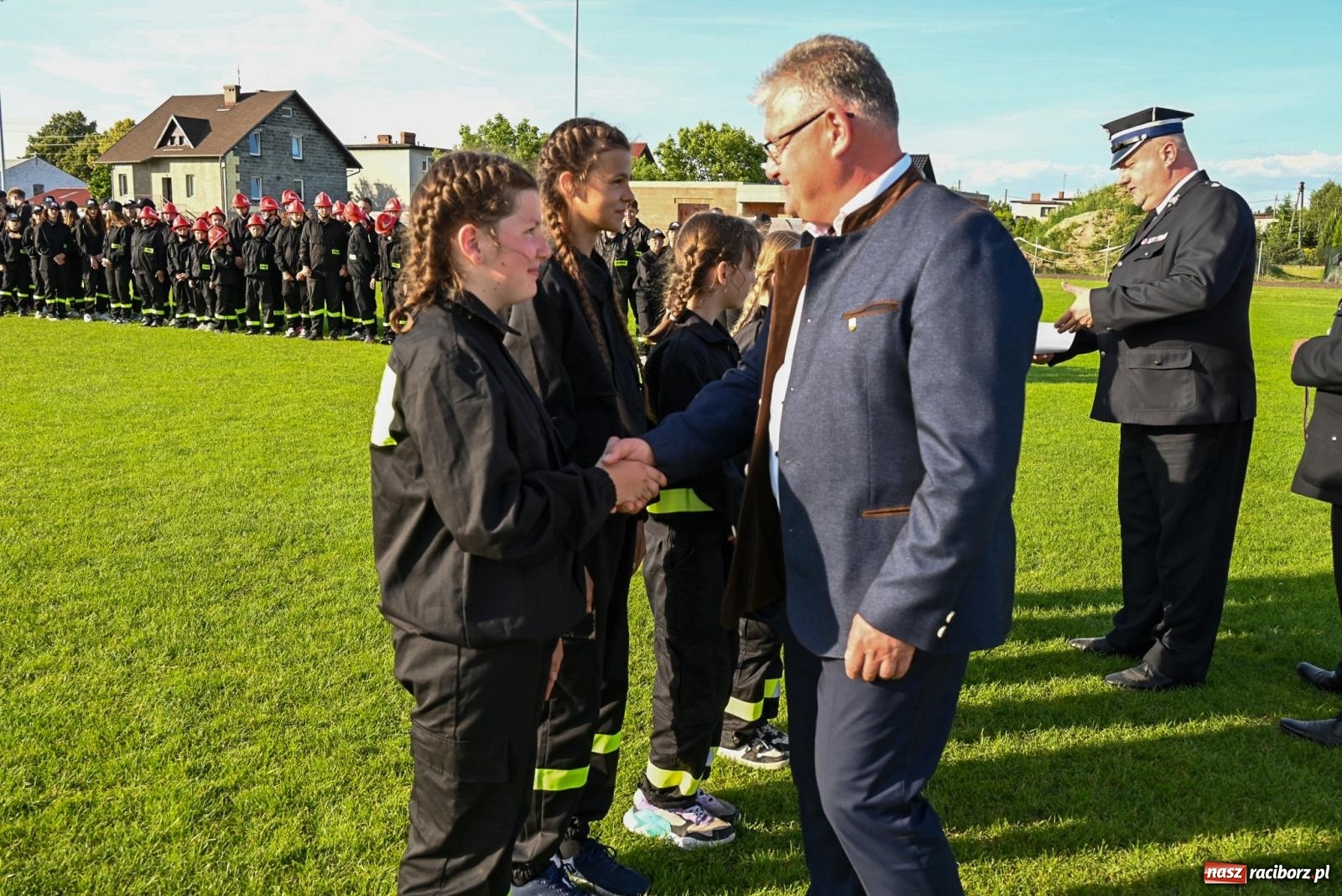 Zdjęcie w galerii na portalu naszraciborz.pl: Cała pula dla Roszkowa. Gminne zawody sportowo-pożarnicze w Krzyżanowicach wiadomości z regionu