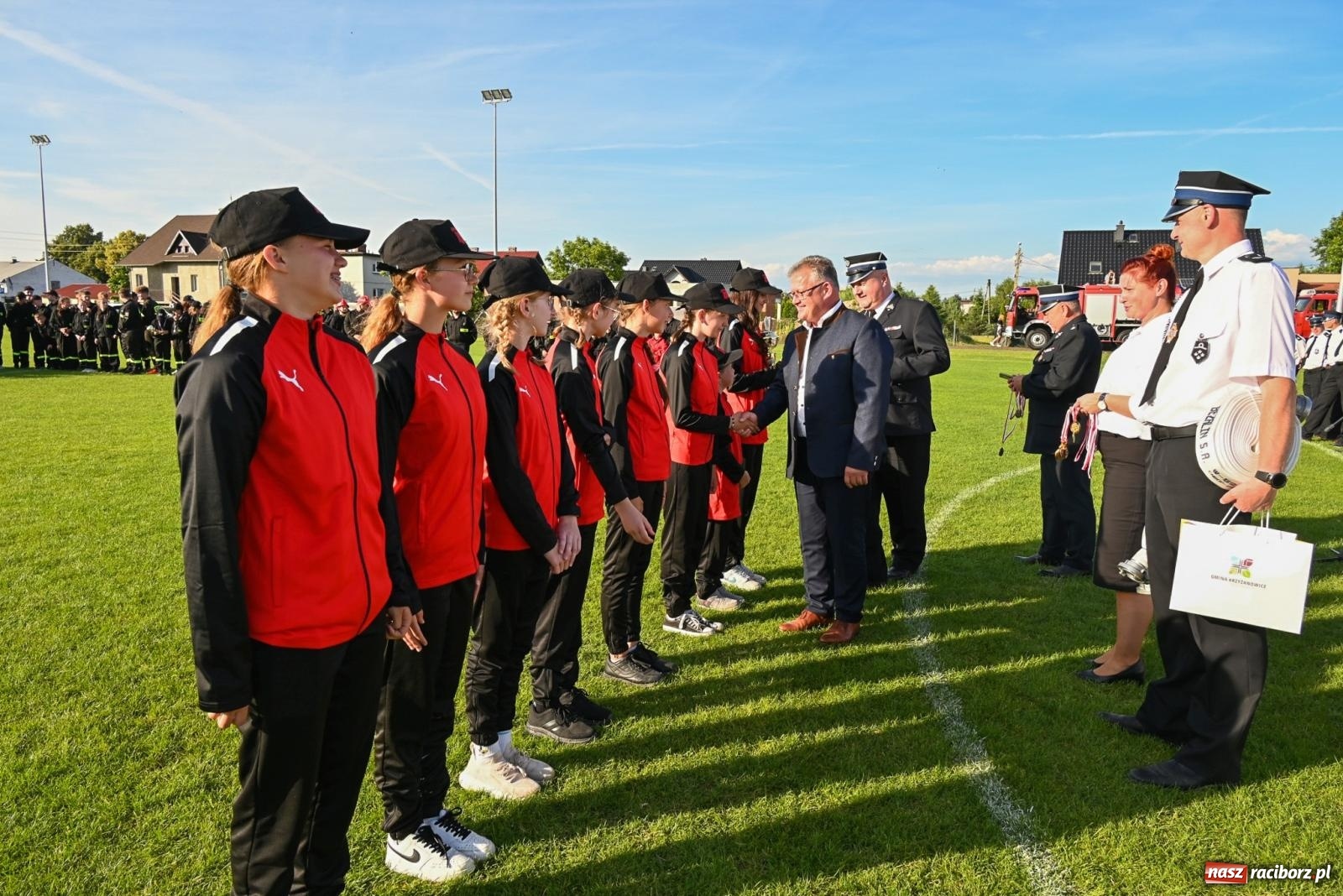 Zdjęcie w galerii na portalu naszraciborz.pl: Cała pula dla Roszkowa. Gminne zawody sportowo-pożarnicze w Krzyżanowicach wiadomości z regionu