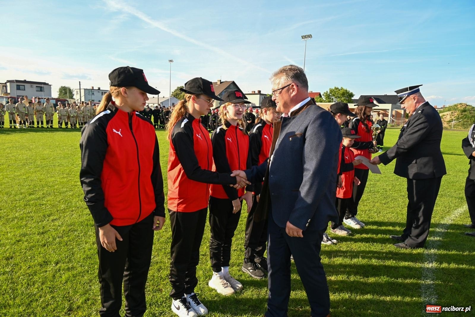 Zdjęcie w galerii na portalu naszraciborz.pl: Cała pula dla Roszkowa. Gminne zawody sportowo-pożarnicze w Krzyżanowicach wiadomości z regionu
