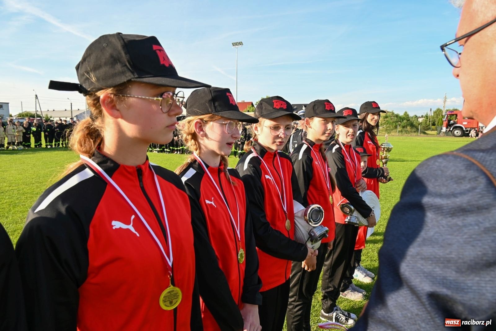 Zdjęcie w galerii na portalu naszraciborz.pl: Cała pula dla Roszkowa. Gminne zawody sportowo-pożarnicze w Krzyżanowicach wiadomości z regionu