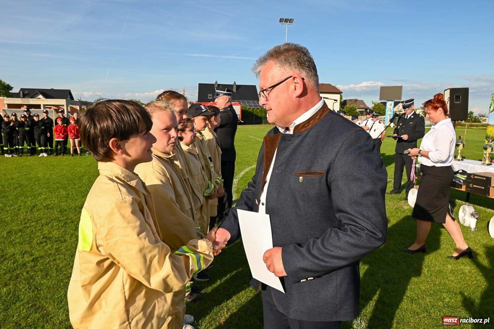 Zdjęcie w galerii na portalu naszraciborz.pl: Cała pula dla Roszkowa. Gminne zawody sportowo-pożarnicze w Krzyżanowicach wiadomości z regionu