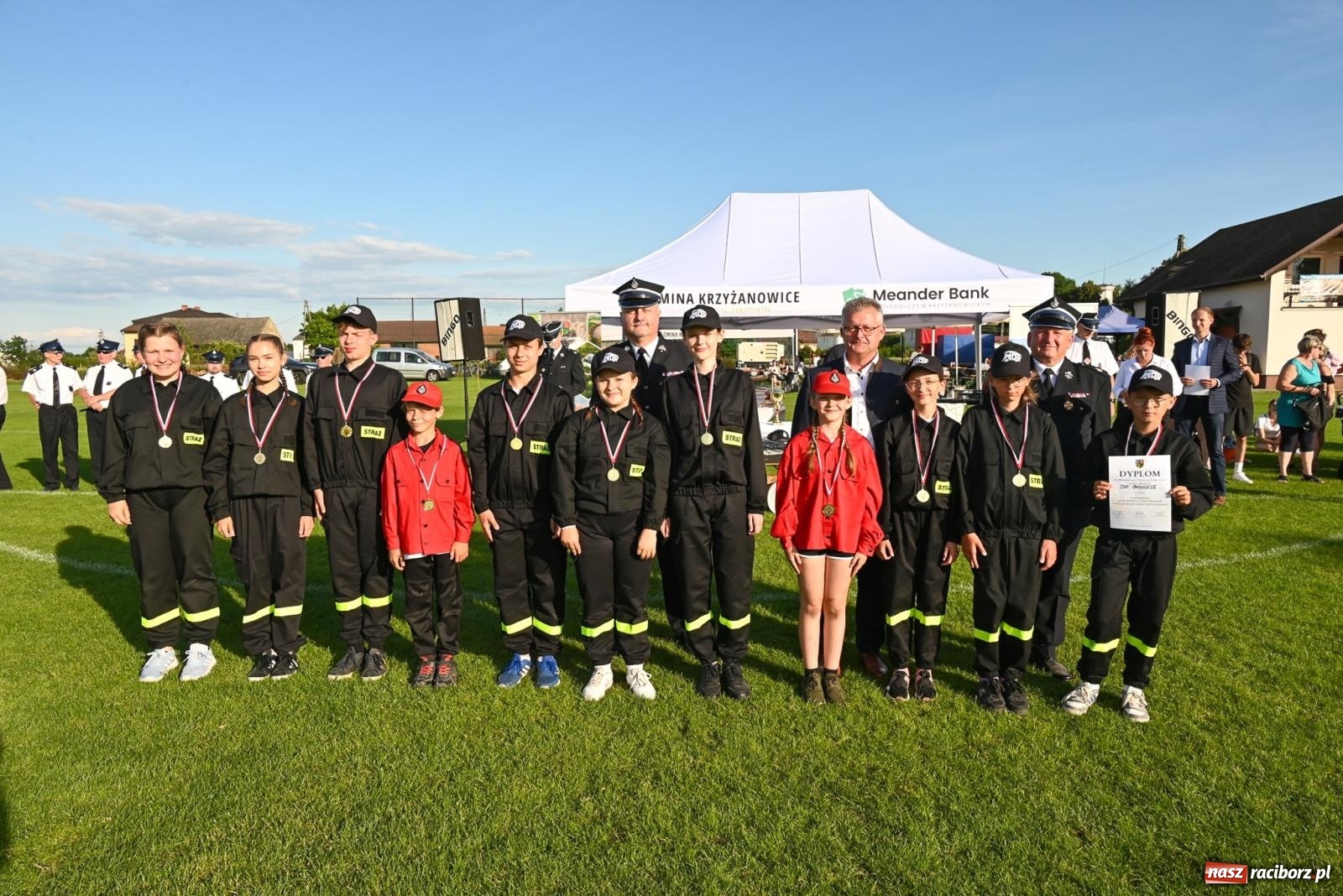 Zdjęcie w galerii na portalu naszraciborz.pl: Cała pula dla Roszkowa. Gminne zawody sportowo-pożarnicze w Krzyżanowicach wiadomości z regionu