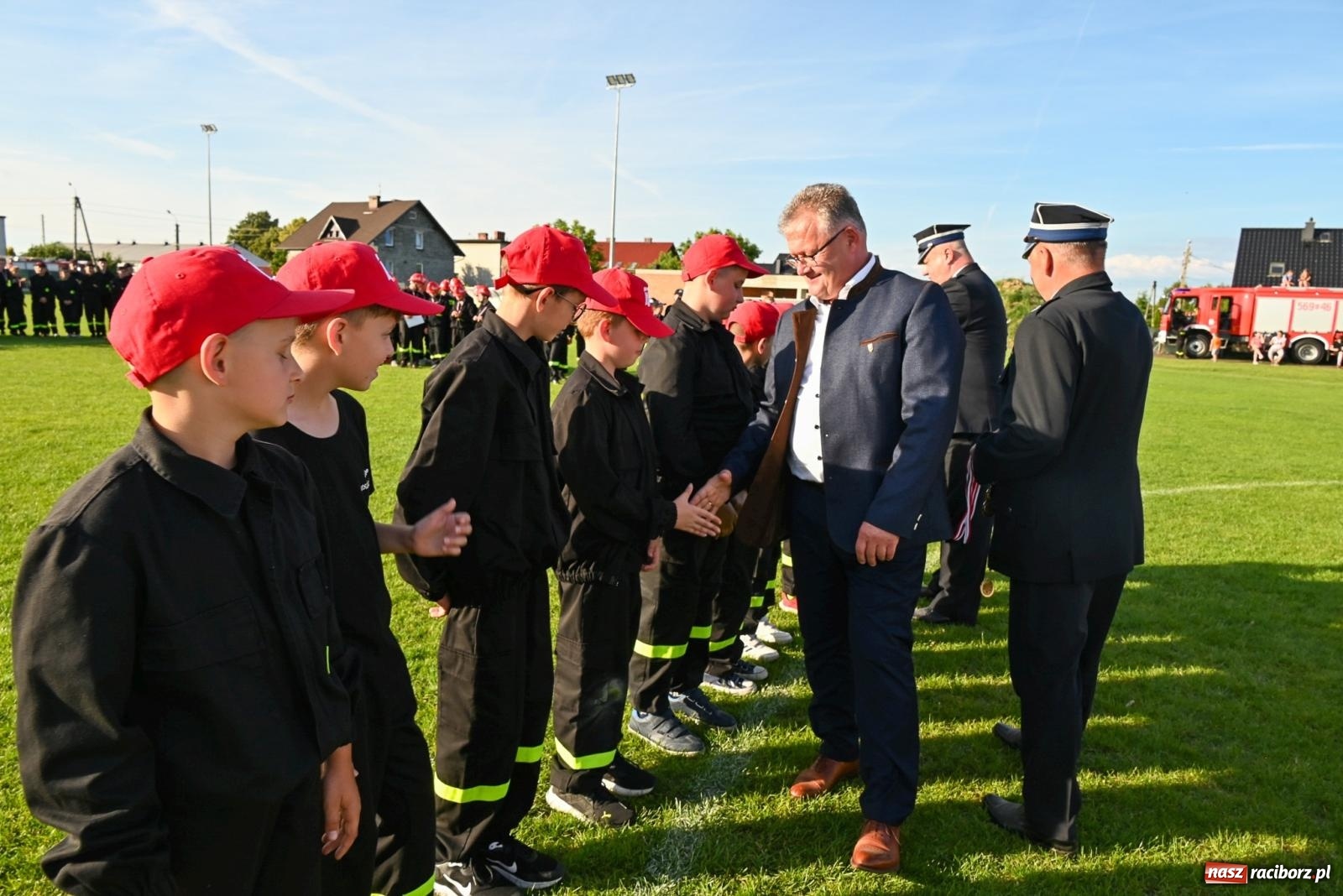 Zdjęcie w galerii na portalu naszraciborz.pl: Cała pula dla Roszkowa. Gminne zawody sportowo-pożarnicze w Krzyżanowicach wiadomości z regionu