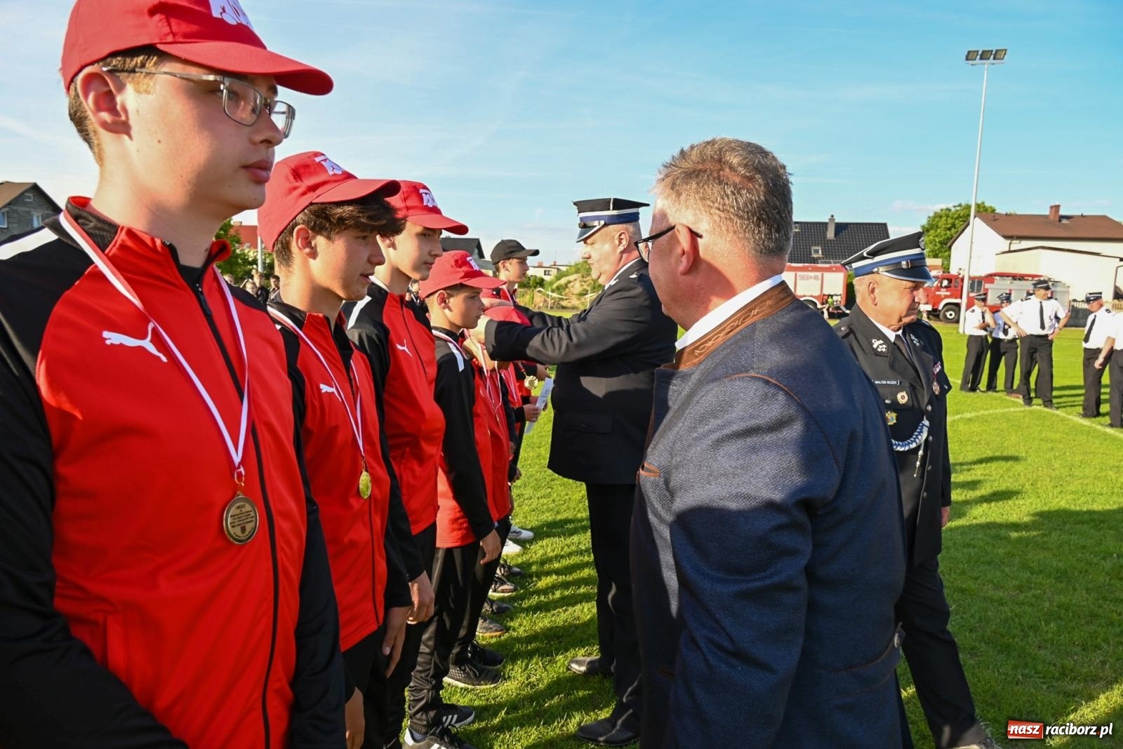 Zdjęcie w galerii na portalu naszraciborz.pl: Cała pula dla Roszkowa. Gminne zawody sportowo-pożarnicze w Krzyżanowicach wiadomości z regionu