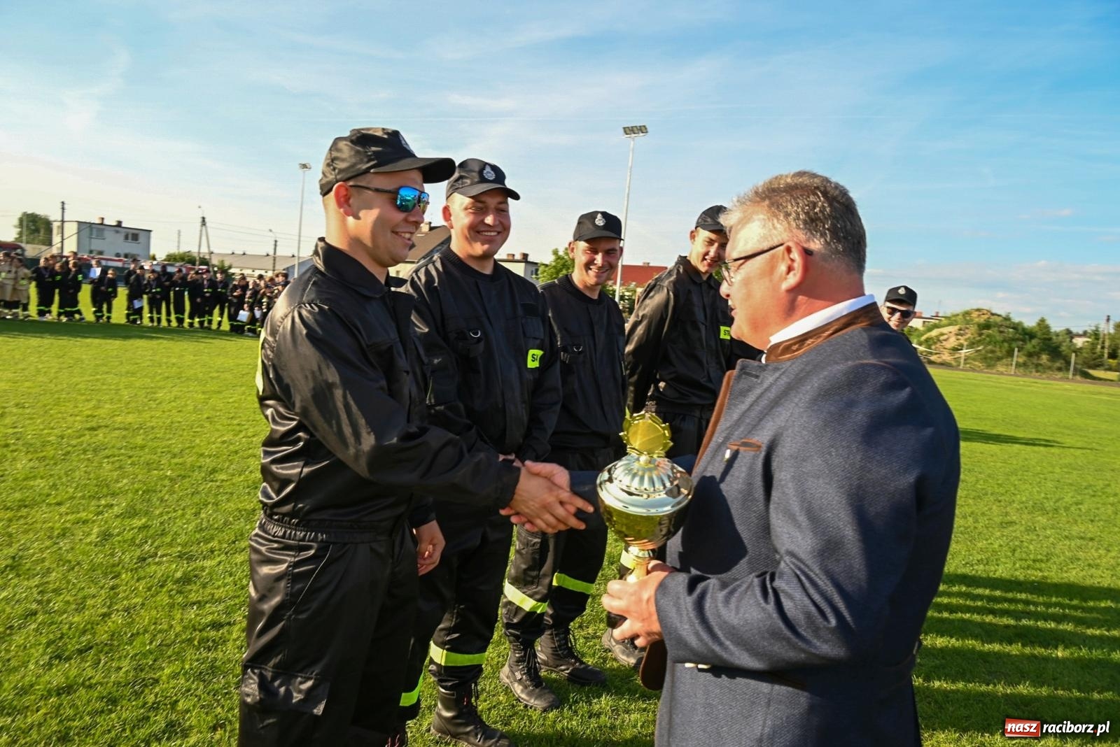 Zdjęcie w galerii na portalu naszraciborz.pl: Cała pula dla Roszkowa. Gminne zawody sportowo-pożarnicze w Krzyżanowicach wiadomości z regionu