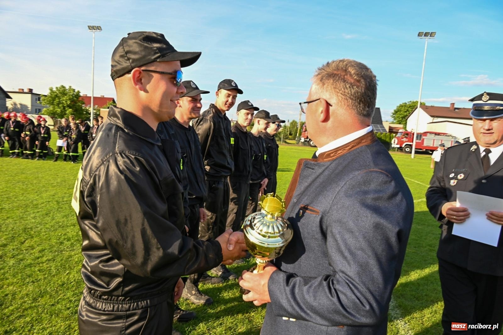 Zdjęcie w galerii na portalu naszraciborz.pl: Cała pula dla Roszkowa. Gminne zawody sportowo-pożarnicze w Krzyżanowicach wiadomości z regionu