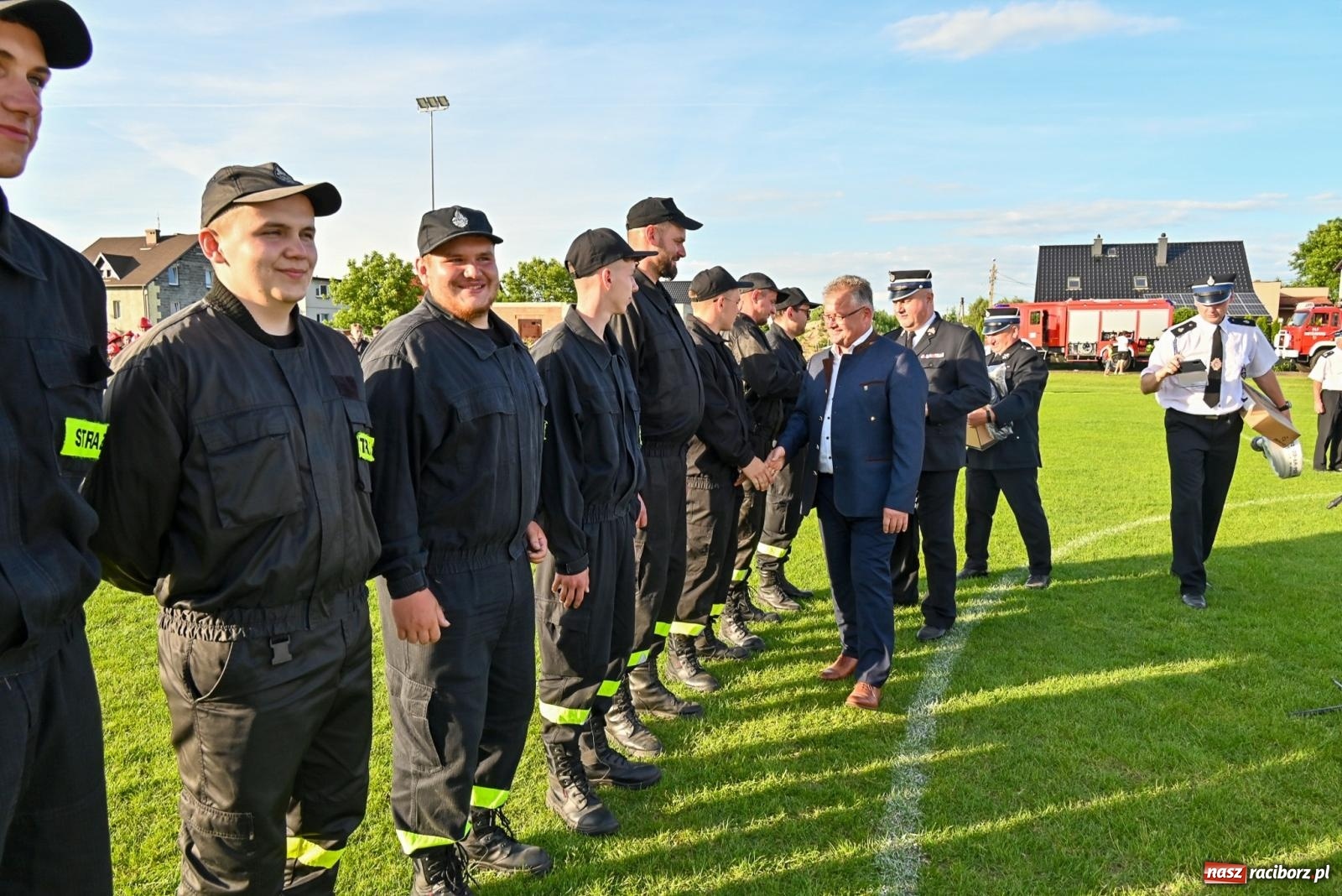 Zdjęcie w galerii na portalu naszraciborz.pl: Cała pula dla Roszkowa. Gminne zawody sportowo-pożarnicze w Krzyżanowicach wiadomości z regionu