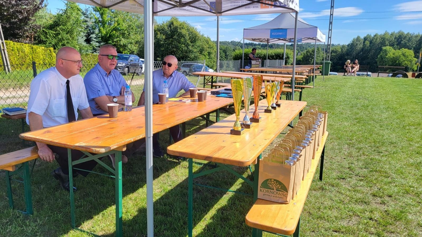 Zdjęcie w galerii na portalu naszraciborz.pl: OSP Pogrzebień najlepsza w zawodach gminnych w Kobyli wiadomości z regionu