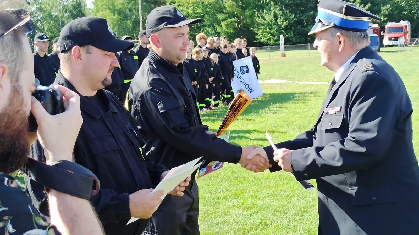 Zdjęcie w galerii na portalu naszraciborz.pl: OSP Pogrzebień najlepsza w zawodach gminnych w Kobyli wiadomości z regionu