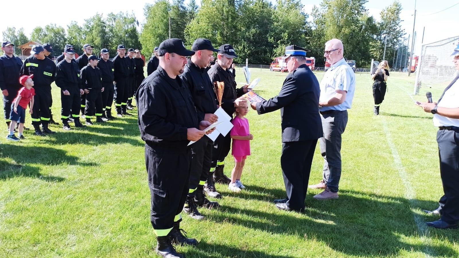Zdjęcie w galerii na portalu naszraciborz.pl: OSP Pogrzebień najlepsza w zawodach gminnych w Kobyli wiadomości z regionu