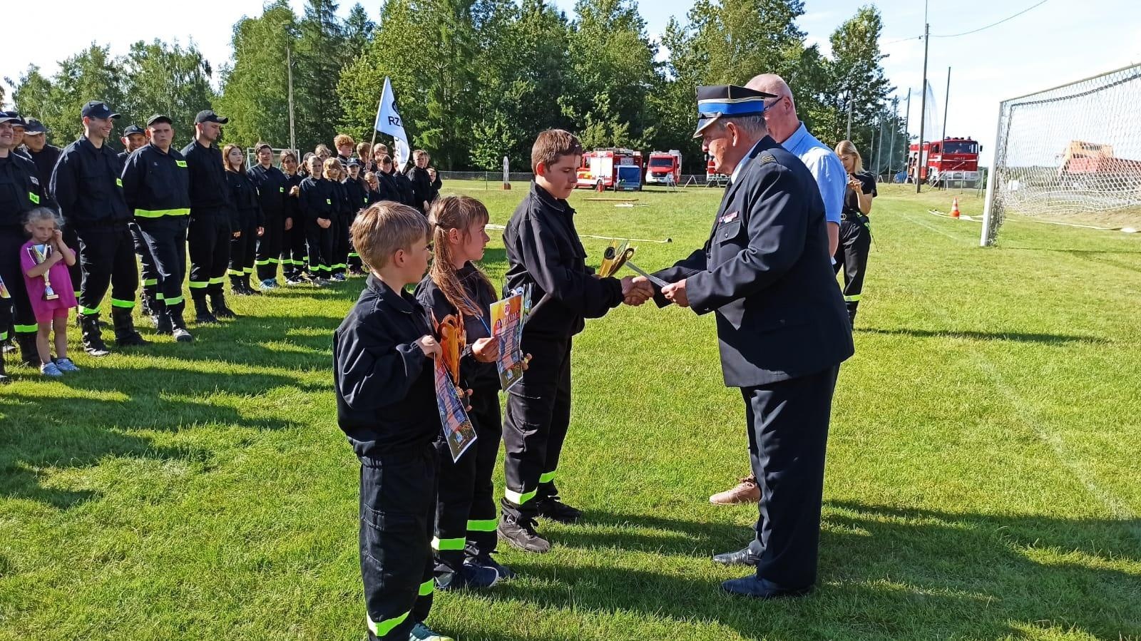 Zdjęcie w galerii na portalu naszraciborz.pl: OSP Pogrzebień najlepsza w zawodach gminnych w Kobyli wiadomości z regionu