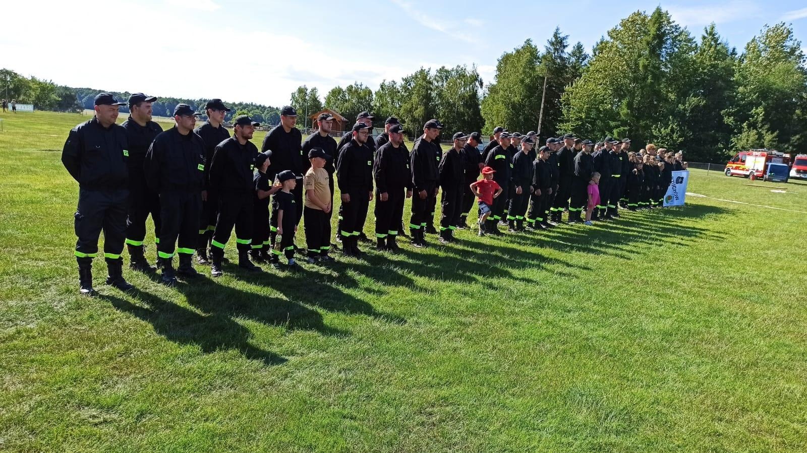 Zdjęcie w galerii na portalu naszraciborz.pl: OSP Pogrzebień najlepsza w zawodach gminnych w Kobyli wiadomości z regionu