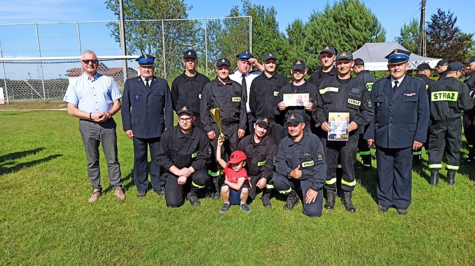 Zdjęcie w galerii na portalu naszraciborz.pl: OSP Pogrzebień najlepsza w zawodach gminnych w Kobyli wiadomości z regionu