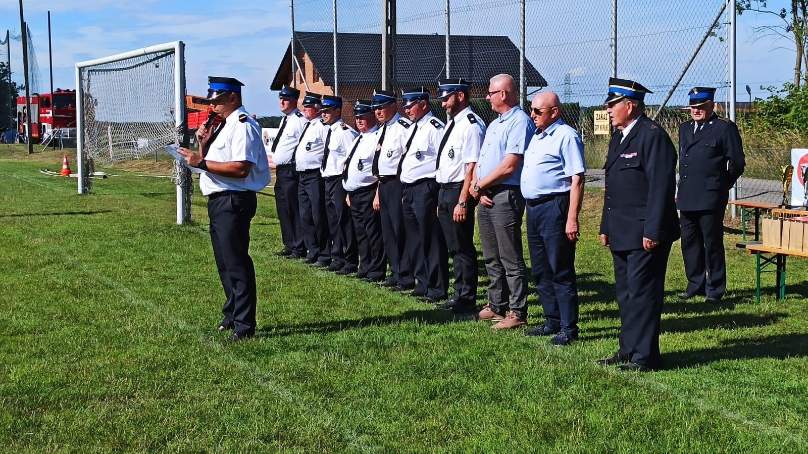 Zdjęcie w galerii na portalu naszraciborz.pl: OSP Pogrzebień najlepsza w zawodach gminnych w Kobyli wiadomości z regionu