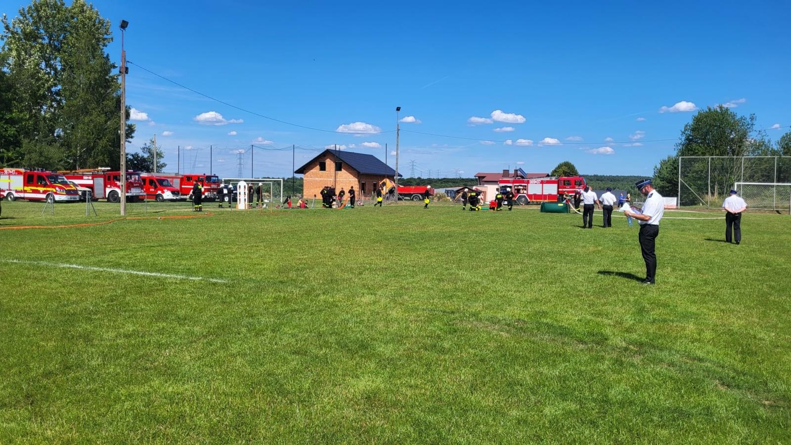 Zdjęcie w galerii na portalu naszraciborz.pl: OSP Pogrzebień najlepsza w zawodach gminnych w Kobyli wiadomości z regionu