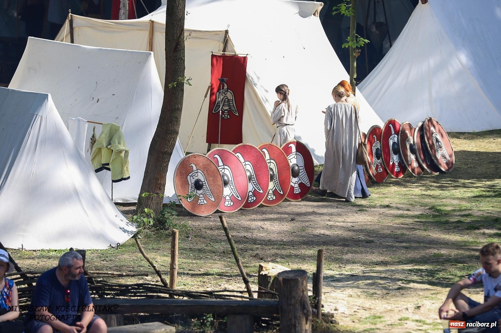 Zdjęcie w galerii na portalu naszraciborz.pl: Szczęk oręża i świt Emporium w Raciborzu [FOTO i WIDEO] wiadomości z regionu