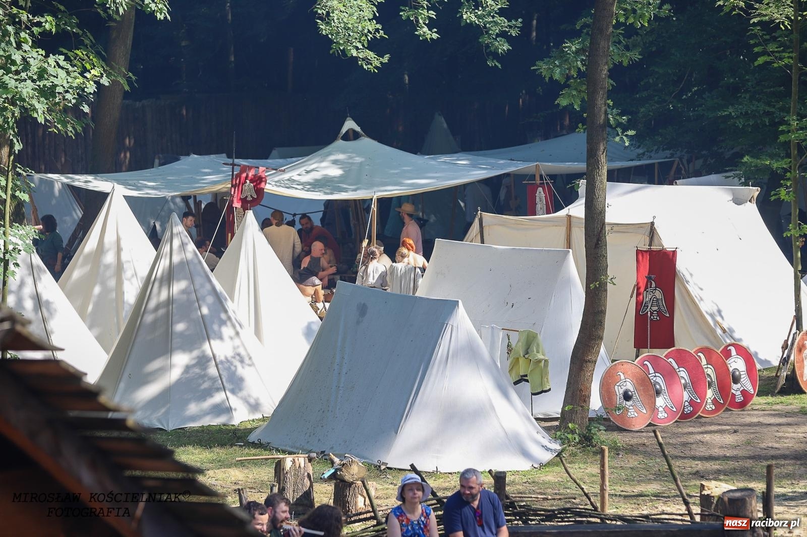 Zdjęcie w galerii na portalu naszraciborz.pl: Szczęk oręża i świt Emporium w Raciborzu [FOTO i WIDEO] wiadomości z regionu