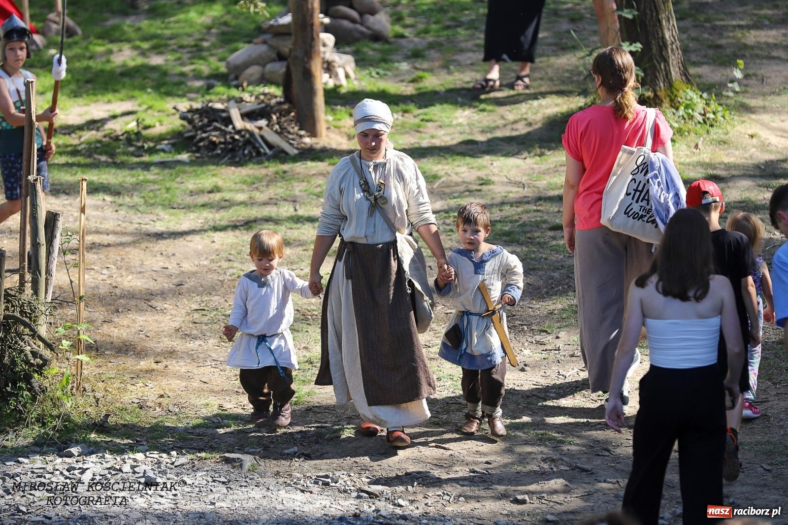 Zdjęcie w galerii na portalu naszraciborz.pl: Szczęk oręża i świt Emporium w Raciborzu [FOTO i WIDEO] wiadomości z regionu