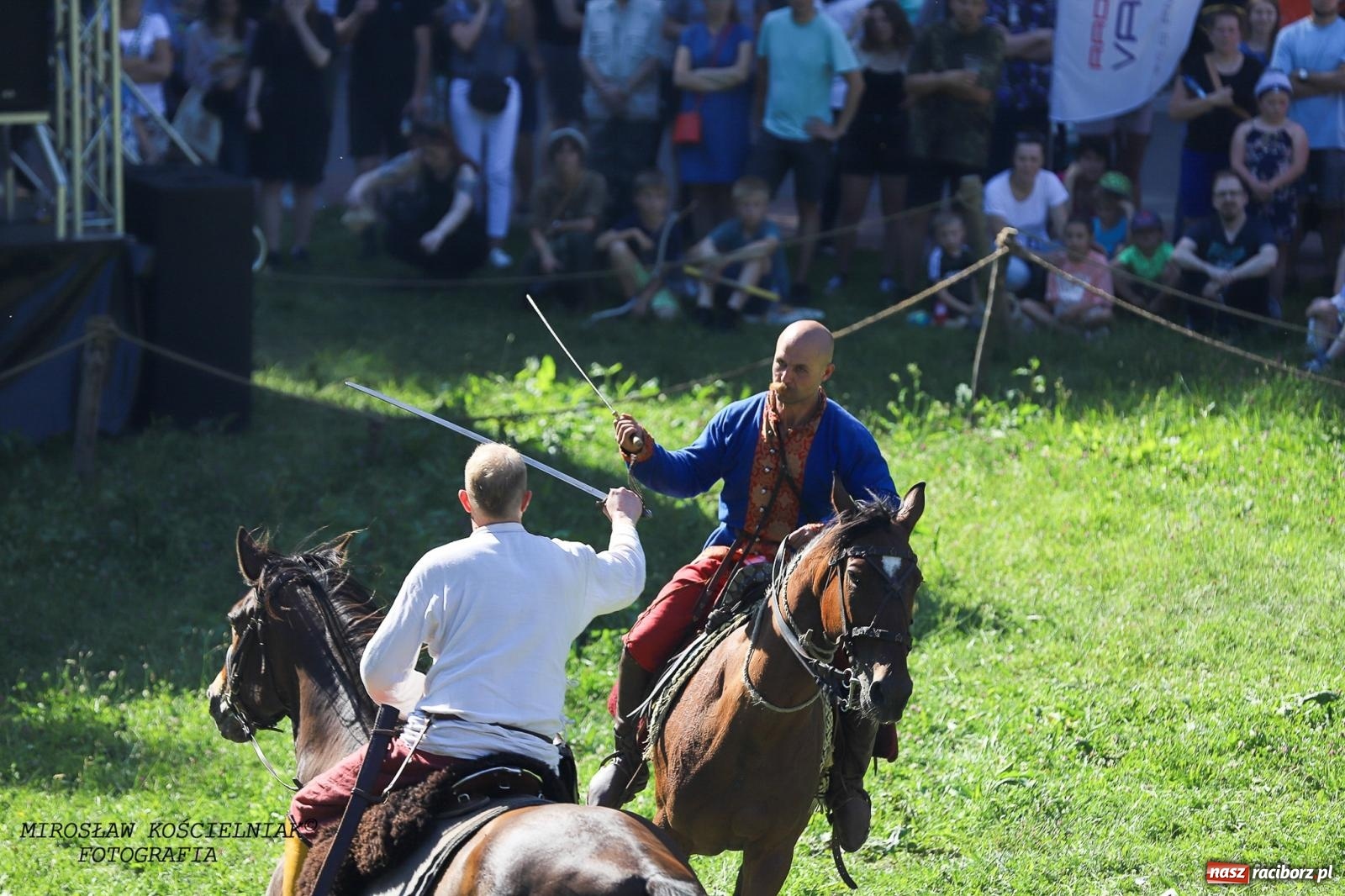 Zdjęcie w galerii na portalu naszraciborz.pl: Szczęk oręża i świt Emporium w Raciborzu [FOTO i WIDEO] wiadomości z regionu