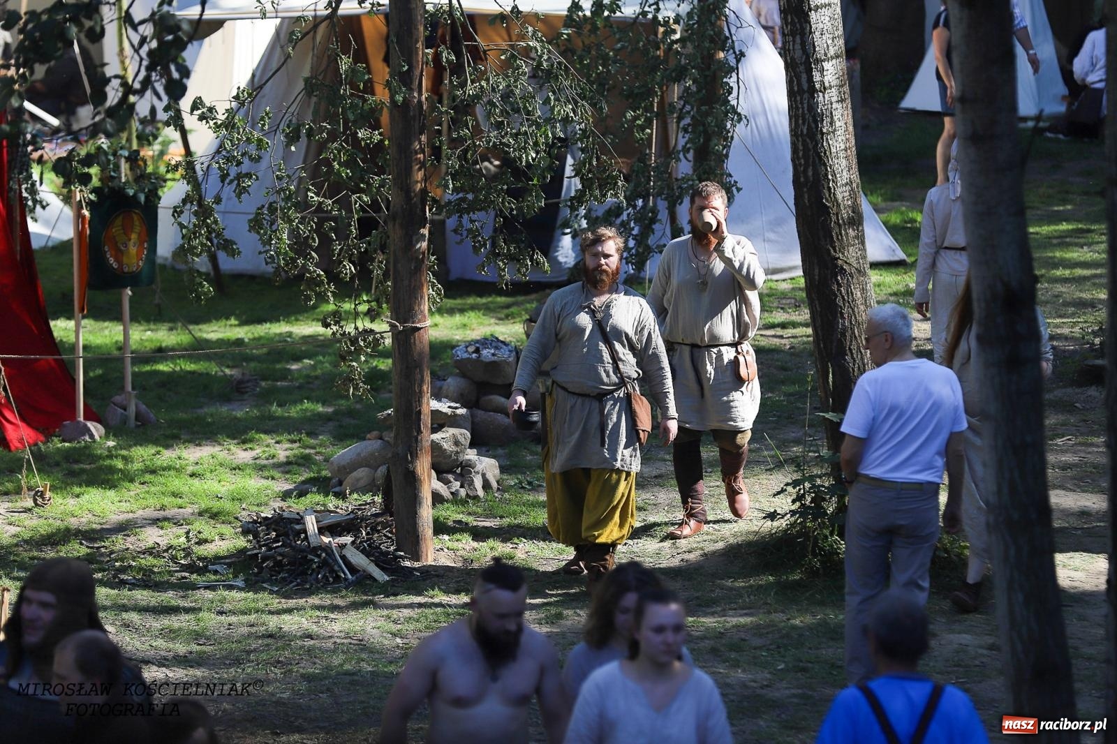 Zdjęcie w galerii na portalu naszraciborz.pl: Szczęk oręża i świt Emporium w Raciborzu [FOTO i WIDEO] wiadomości z regionu