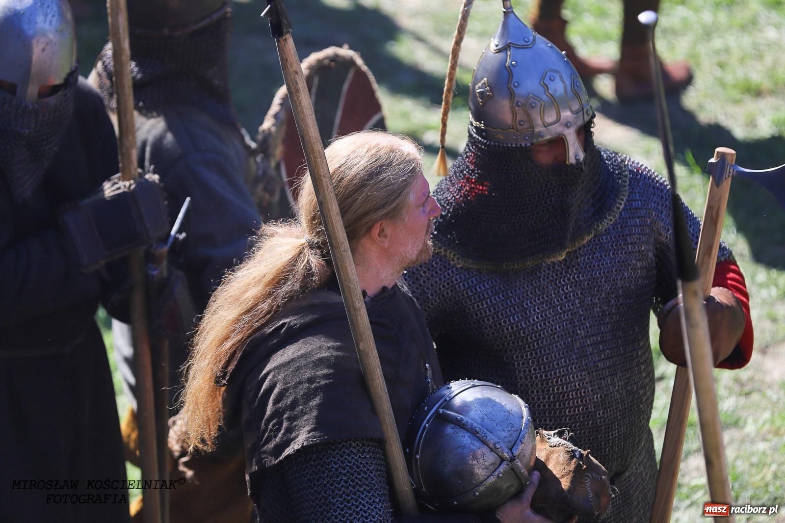 Zdjęcie w galerii na portalu naszraciborz.pl: Szczęk oręża i świt Emporium w Raciborzu [FOTO i WIDEO] wiadomości z regionu