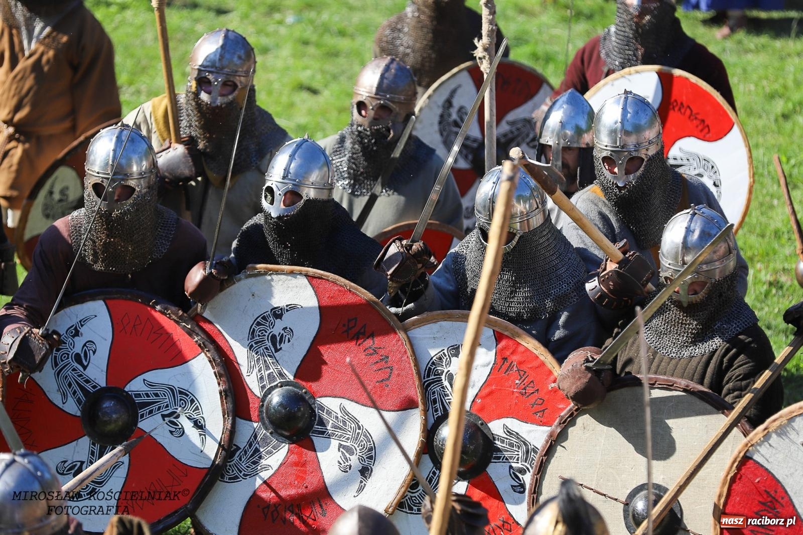 Zdjęcie w galerii na portalu naszraciborz.pl: Szczęk oręża i świt Emporium w Raciborzu [FOTO i WIDEO] wiadomości z regionu