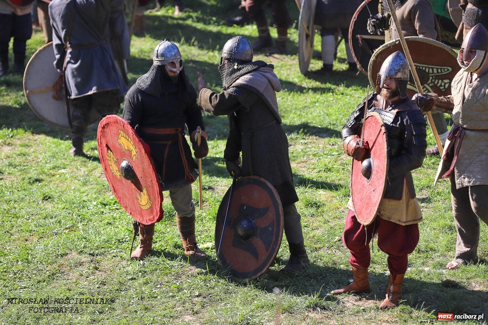 Zdjęcie w galerii na portalu naszraciborz.pl: Szczęk oręża i świt Emporium w Raciborzu [FOTO i WIDEO] wiadomości z regionu