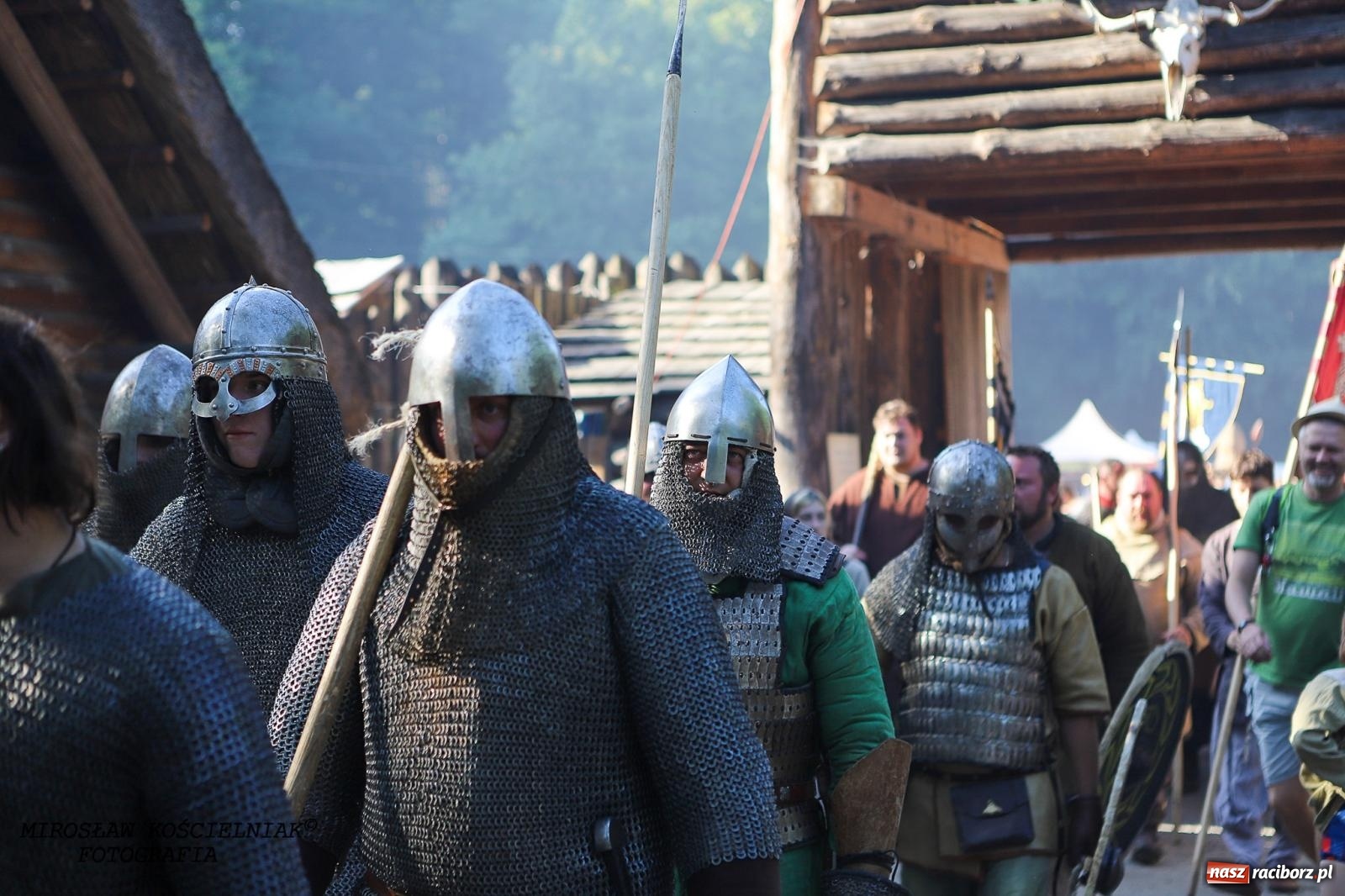 Zdjęcie w galerii na portalu naszraciborz.pl: Szczęk oręża i świt Emporium w Raciborzu [FOTO i WIDEO] wiadomości z regionu