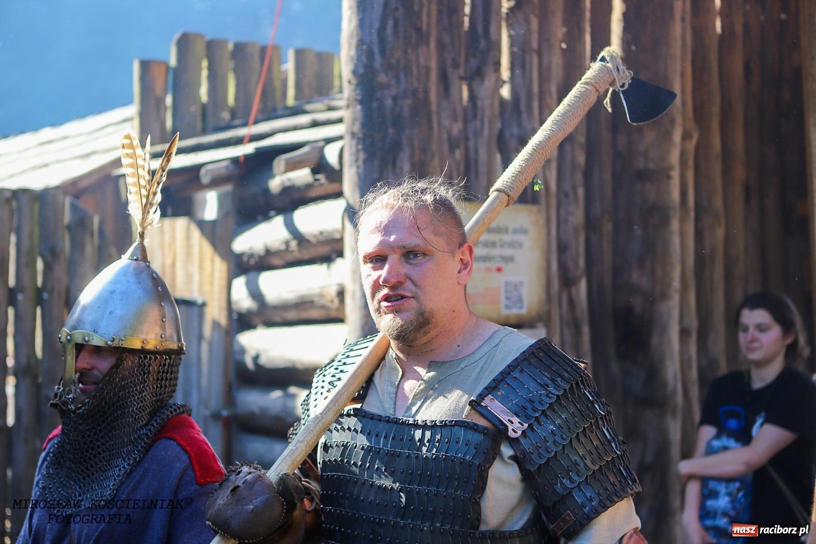 Zdjęcie w galerii na portalu naszraciborz.pl: Szczęk oręża i świt Emporium w Raciborzu [FOTO i WIDEO] wiadomości z regionu