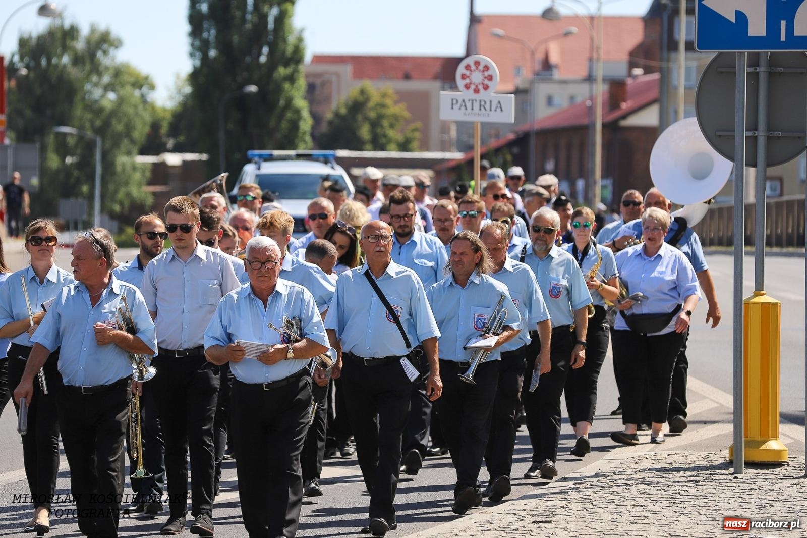 Zdjęcie w galerii na portalu naszraciborz.pl: Raciborskie święto folkloru. Kolorowa parada przeszła przez miasto, tańce na zamku [FOTO i WIDEO] wiadomości z regionu
