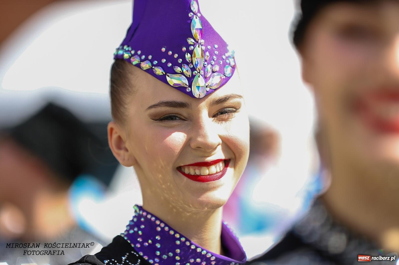 Zdjęcie w galerii na portalu naszraciborz.pl: Raciborskie święto folkloru. Kolorowa parada przeszła przez miasto, tańce na zamku [FOTO i WIDEO] wiadomości z regionu