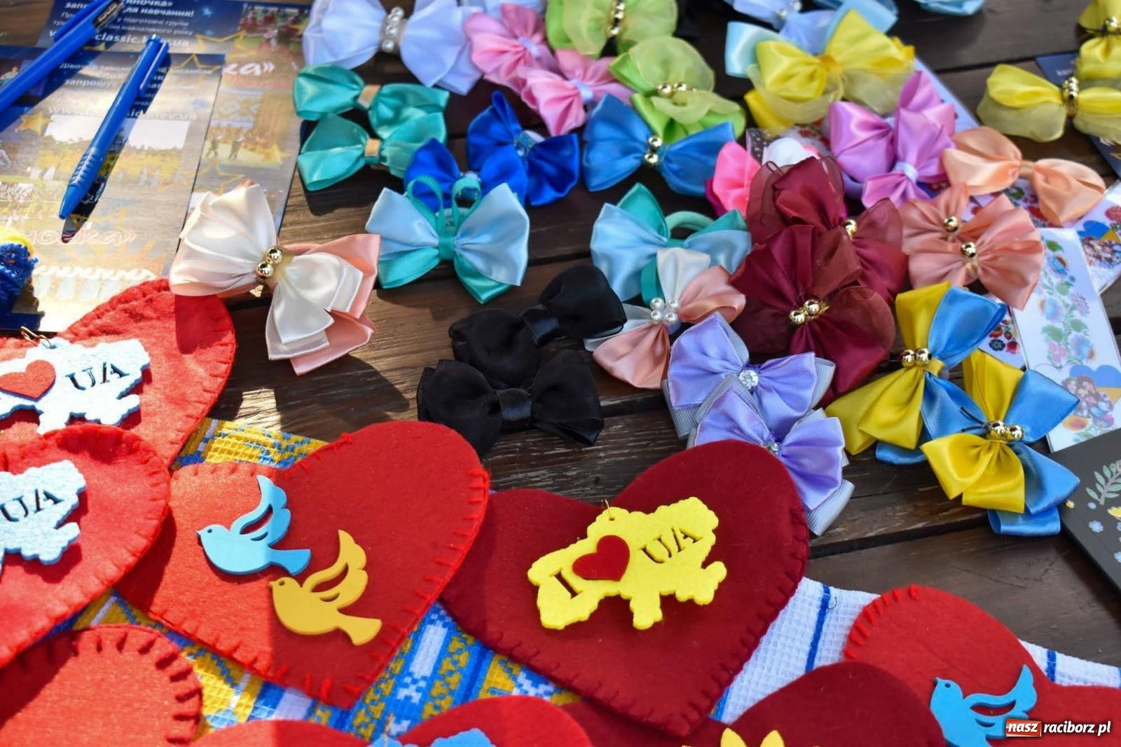 Zdjęcie w galerii na portalu naszraciborz.pl: Raciborskie święto folkloru. Kolorowa parada przeszła przez miasto, tańce na zamku [FOTO i WIDEO] wiadomości z regionu