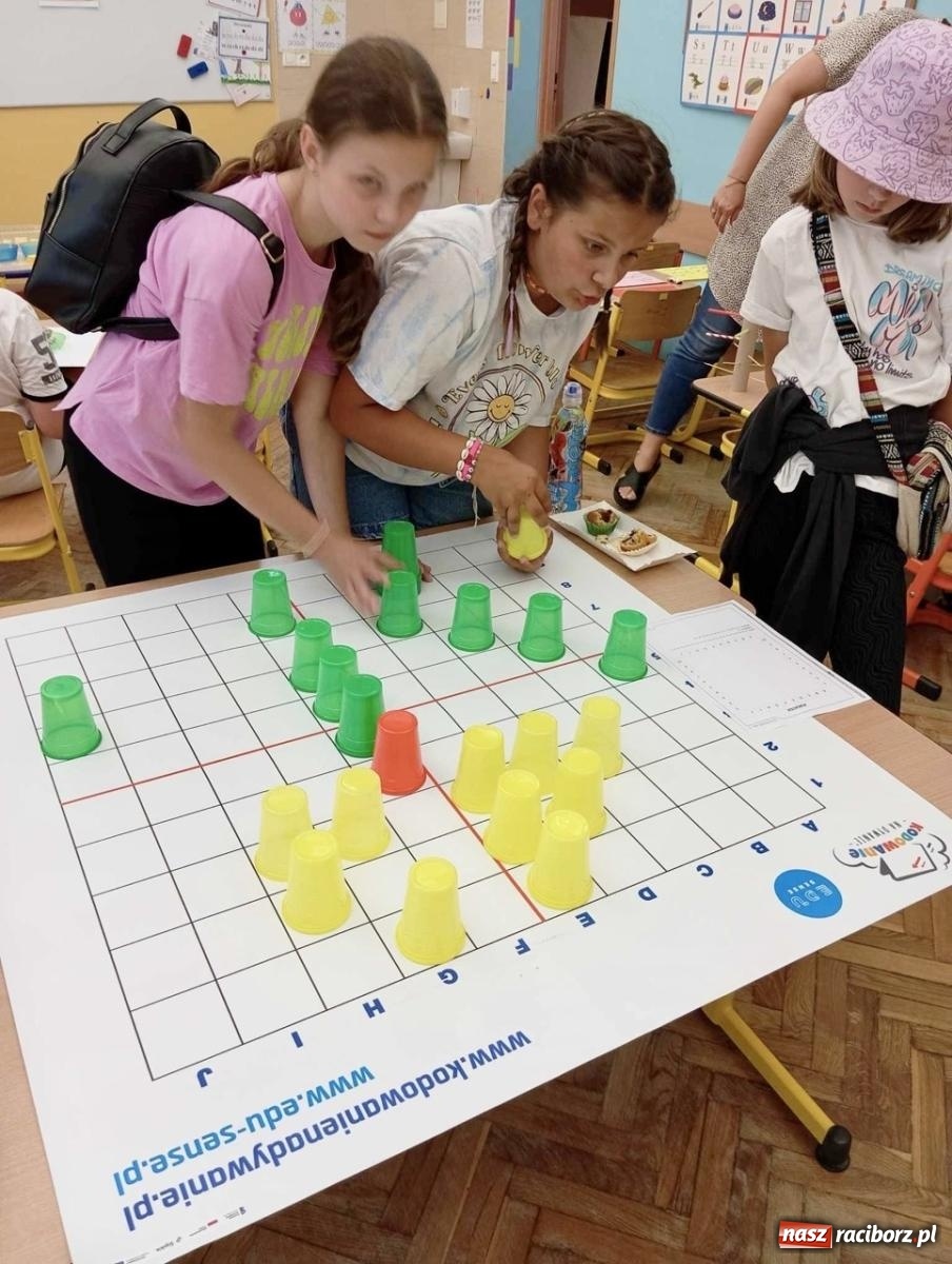 Zdjęcie w galerii na portalu naszraciborz.pl: Rodzinny festyn szkolny w Trzynastce wiadomości z regionu