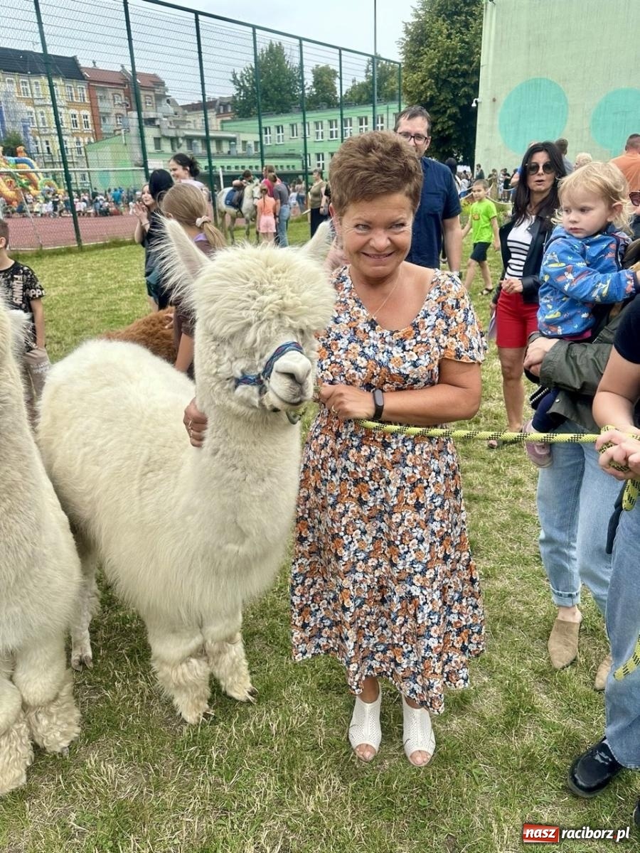 Zdjęcie w galerii na portalu naszraciborz.pl: Rodzinny festyn szkolny w Trzynastce wiadomości z regionu