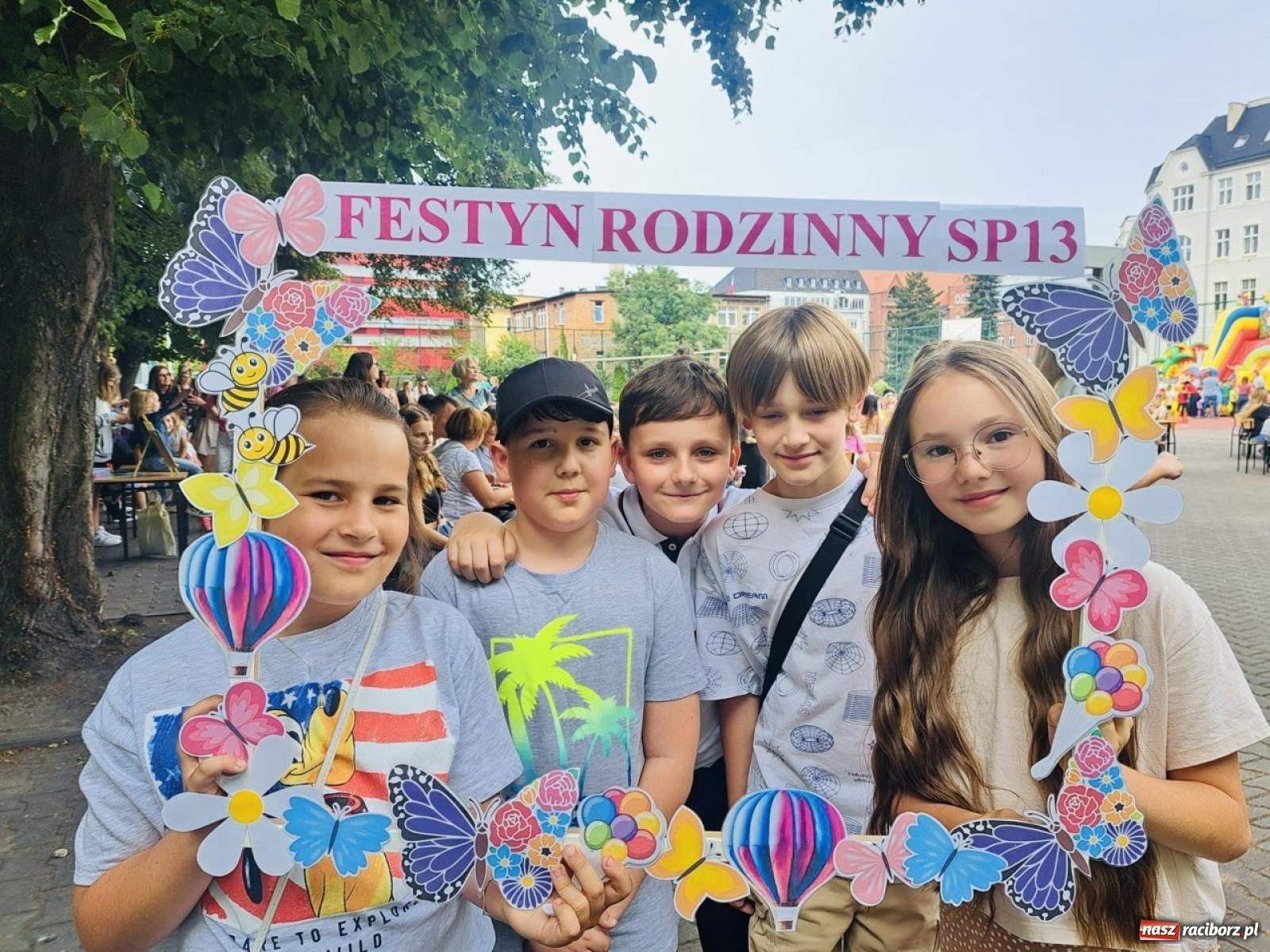 Zdjęcie w galerii na portalu naszraciborz.pl: Rodzinny festyn szkolny w Trzynastce wiadomości z regionu
