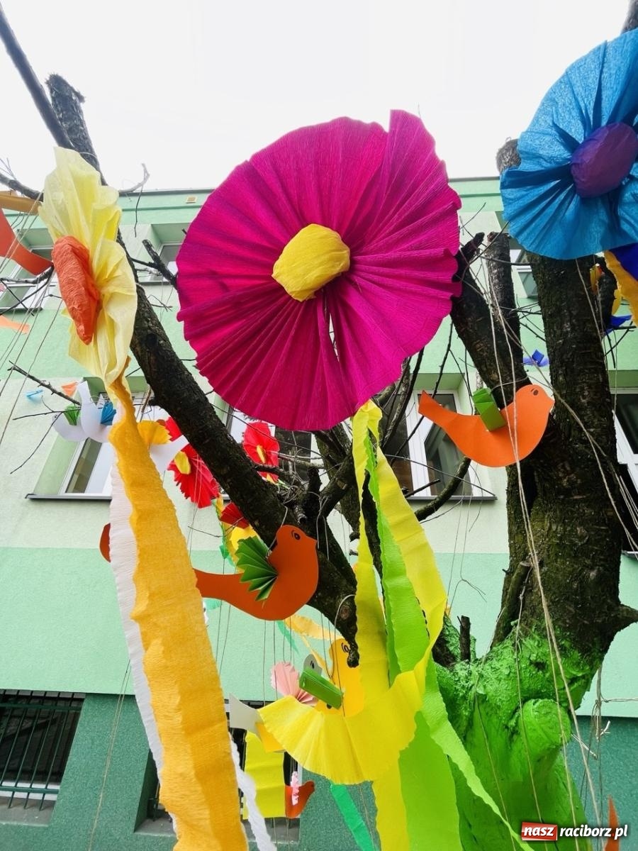 Zdjęcie w galerii na portalu naszraciborz.pl: Rodzinny festyn szkolny w Trzynastce wiadomości z regionu